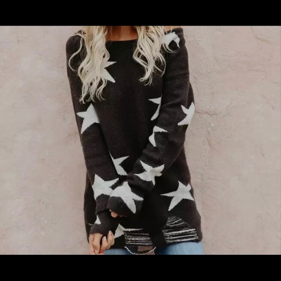 Oversized Star Sweater!!! - Picture 5 of 6